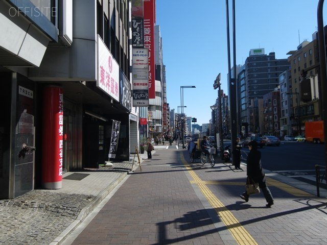 TRⅡビル 画像