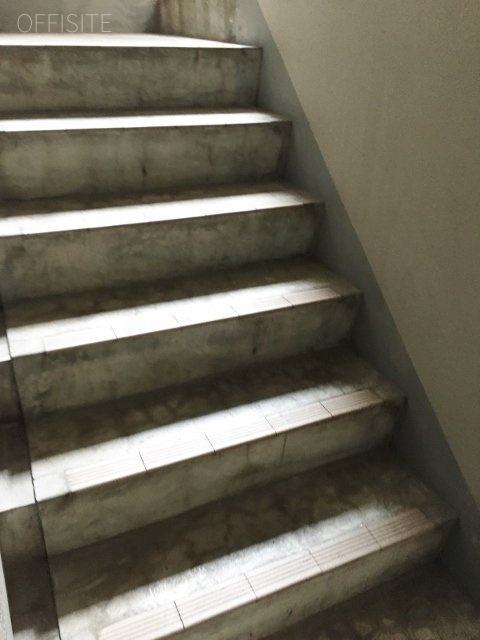 ティアラホームビル 画像