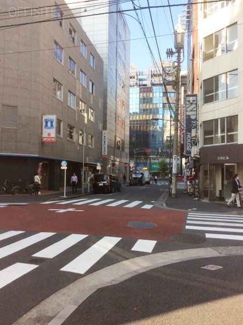 窪田ビル ビル周辺道路