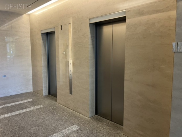 イーストネットビルディングⅡ期 エントランス