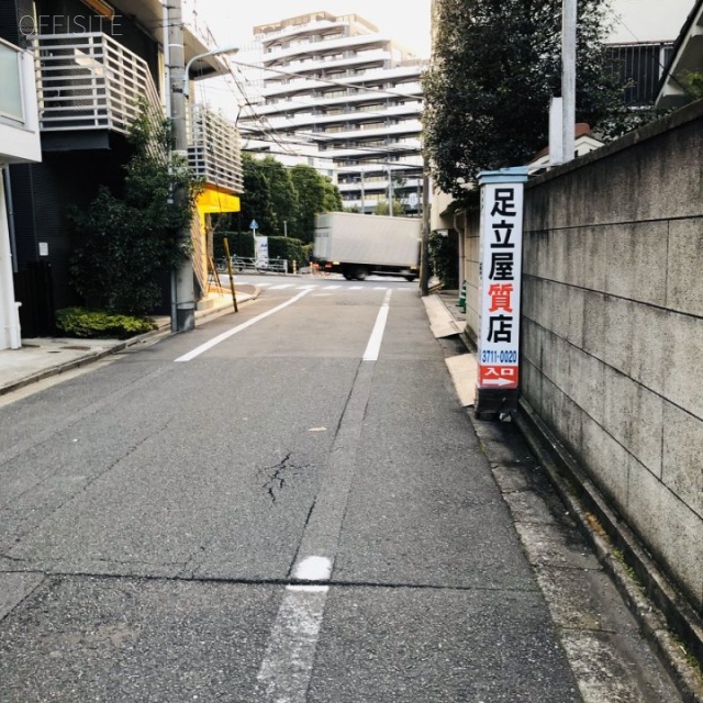 恵比寿パークプラザ ビル前面道路