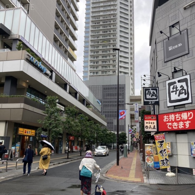 サンヴェール国分寺エスタシオン ビル前面道路