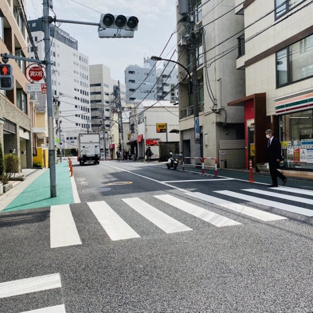 ARAIーYAビル ビル前面道路