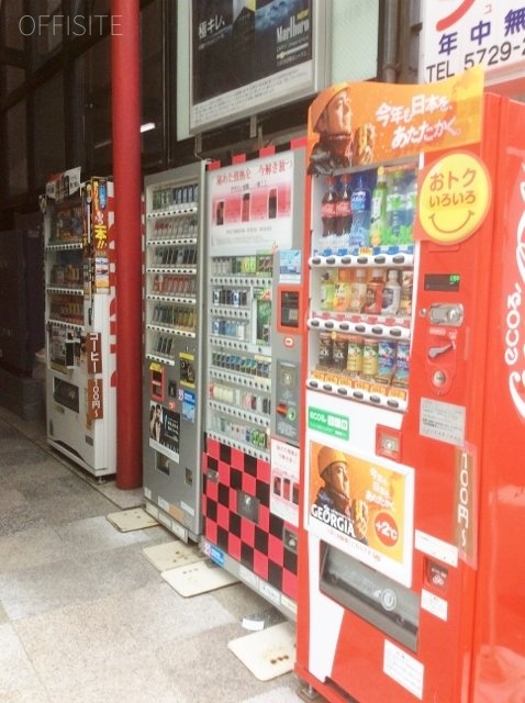 水谷ビル 自動販売機