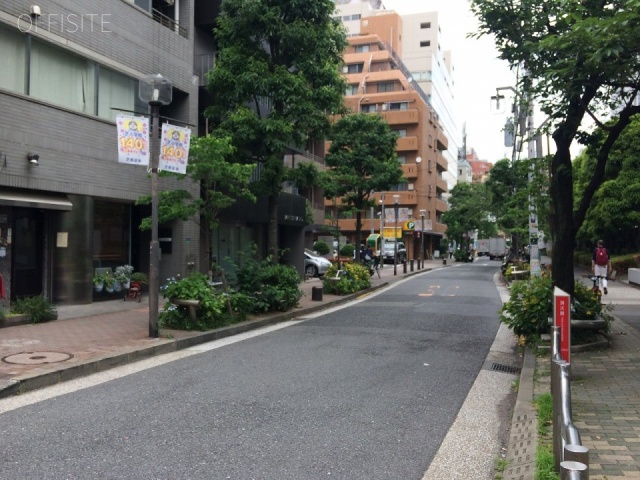 司ビル 周辺