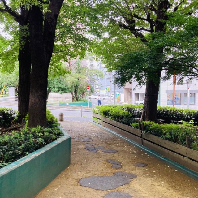 京橋第三長岡ビル 周辺