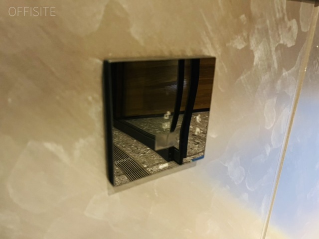 THE EDGE　エントランス