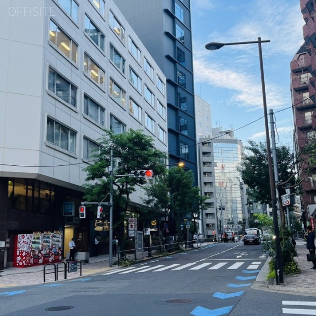 半蔵門ビル 前面道路