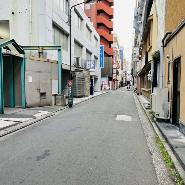 秋葉原センタービル ビル前面道路