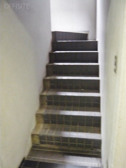 池田ビル 階段