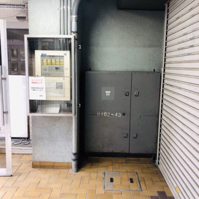 塚田ビル　エントランス