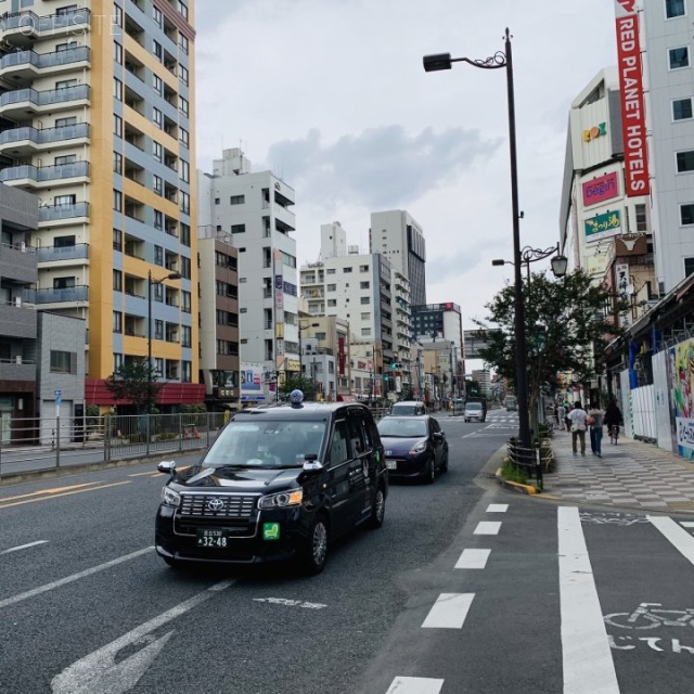 KN浅草ビル ビル前面道路