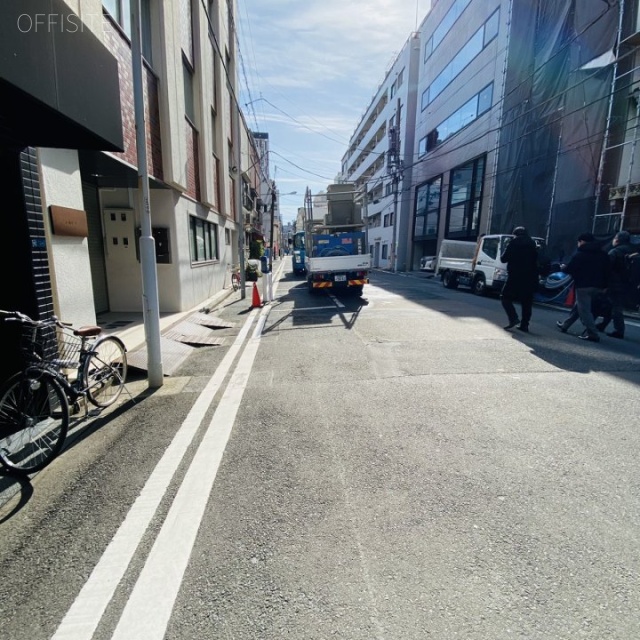 倉橋ビル ビル前面道路