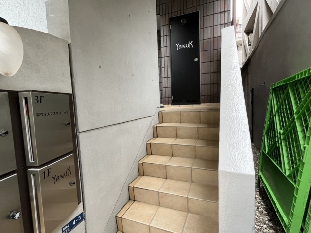 南青山泉ビル　エントランス