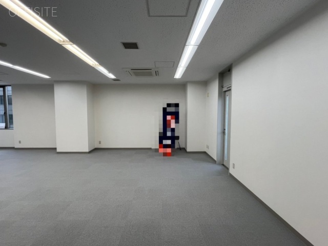 友泉本石町ビル　内装