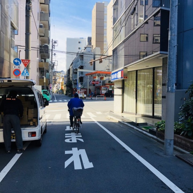 ACN秋葉原ビル　ビル前面道路