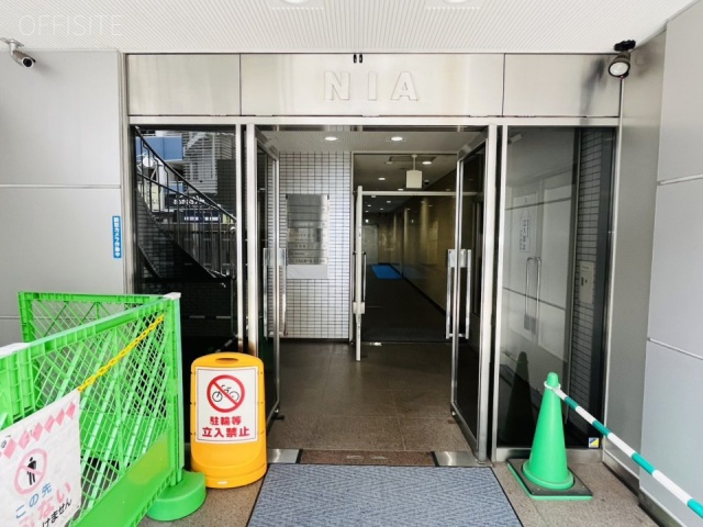 NIAビル　エントランス