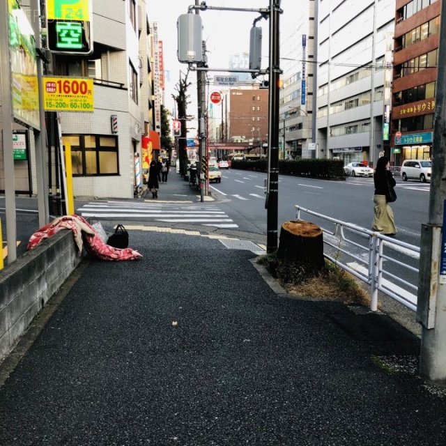 マストビル ビル前面道路