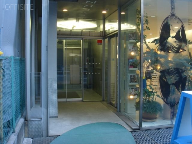 トレベルノビル 画像