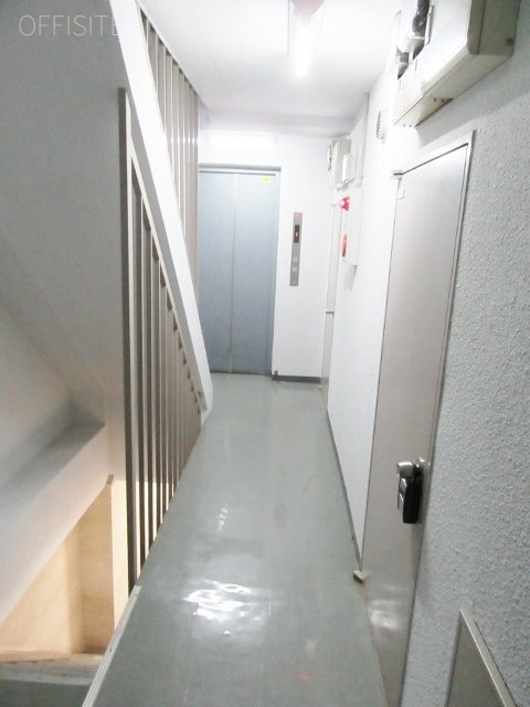 DO芝大門ビル エントランス