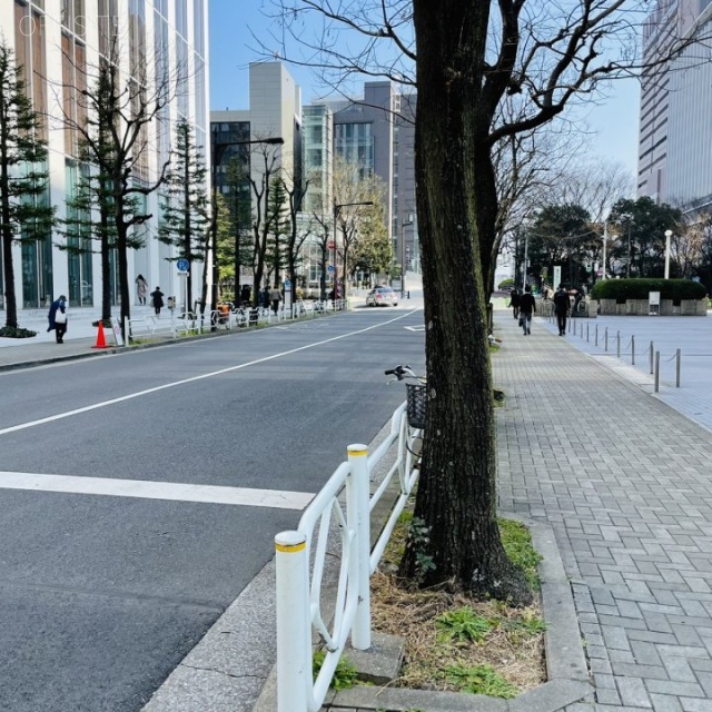 銀座6丁目-SQUARE ビル前面道路