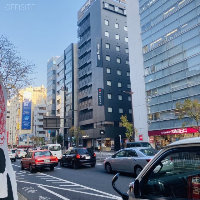 サンコーフジスター共同ビル ビル前面道路