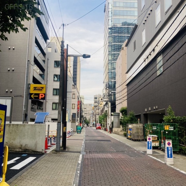 芝浦ワンハンドレッド 前面道路