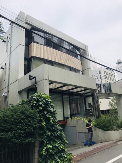 ES原宿ビル 外観