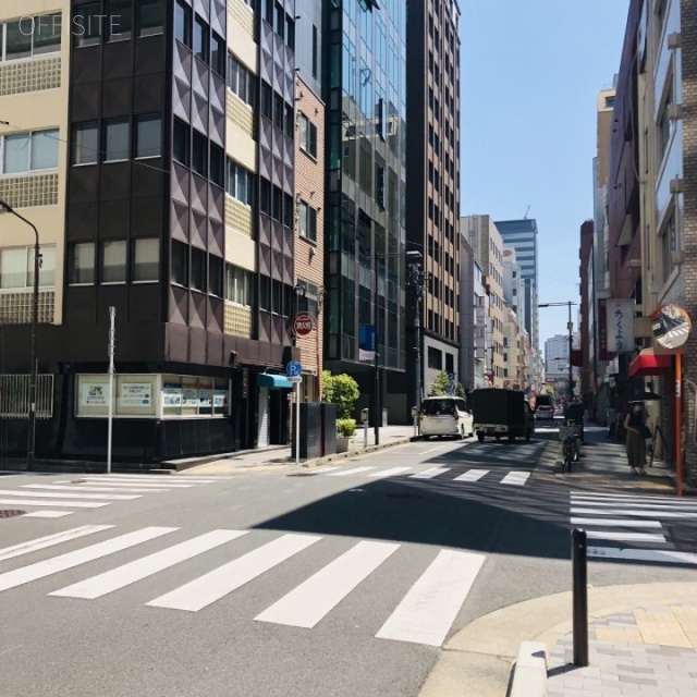 ATS大手町ビル ビル前面道路