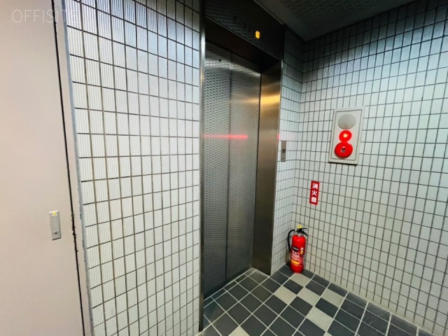 築地小山ビル　エントランス