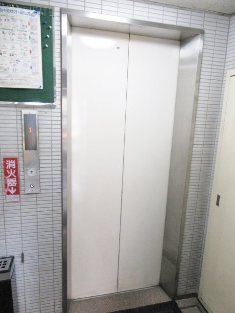 第2幸ビル エレベーター