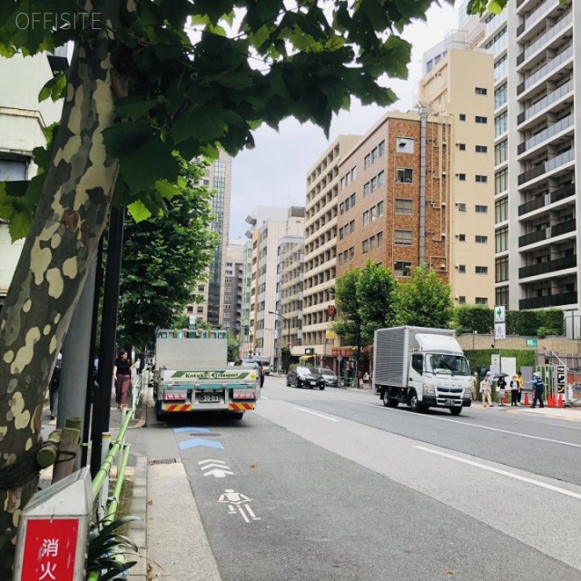 RBM虎ノ門ビル 前面道路