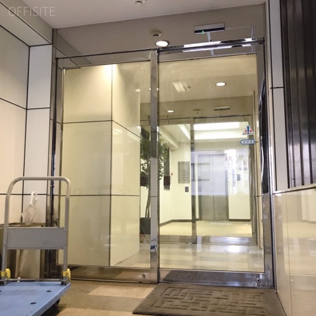 MARUSHINビル エントランス