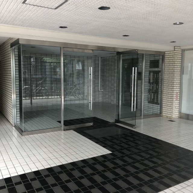 かすがマンション赤坂 エントランス