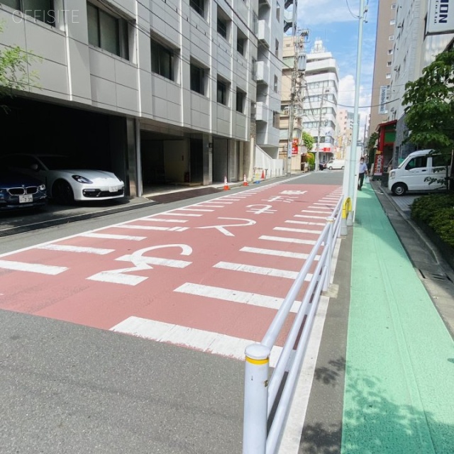 第二東邦ビル ビル前面道路