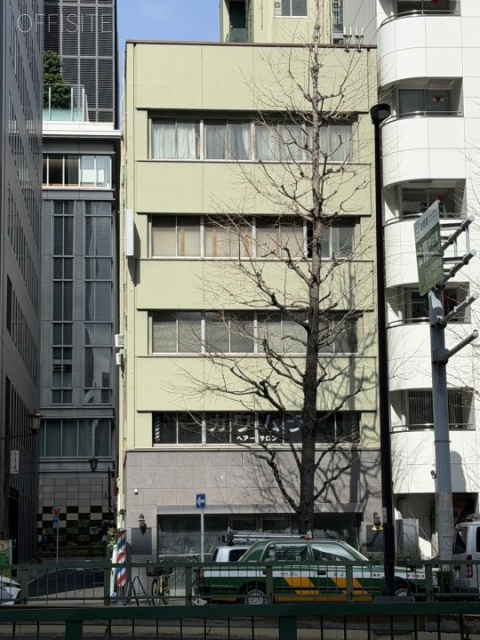 魚鉄ビル　外観