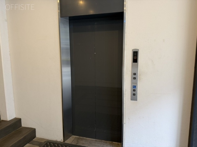 リガーレ日本橋人形町B棟　2,3F用エレベーター
