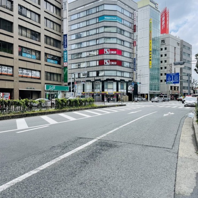 明治安田生命名古屋西口ビル 前面の駅西1号線