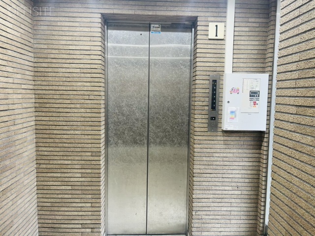 エトワールビル エントランス