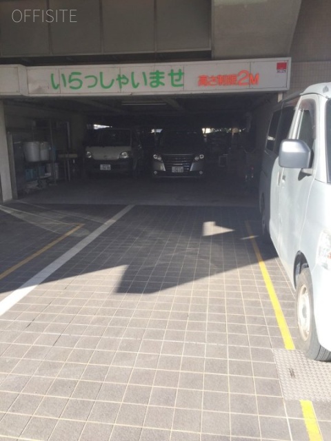 中村ステンレスビル 駐車場