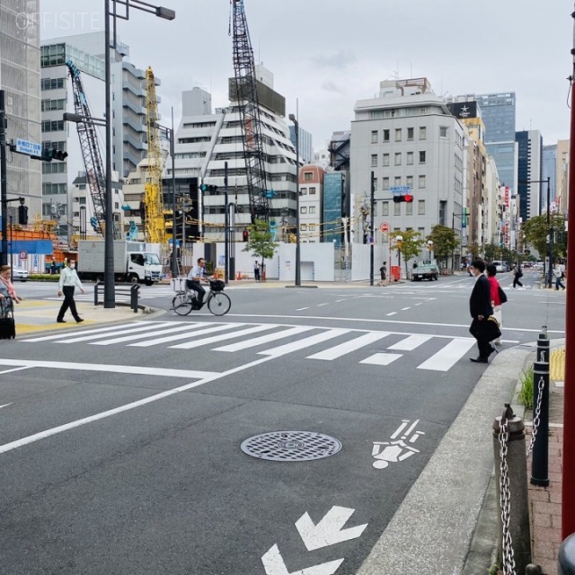 酒井ビル　ビル前面道路