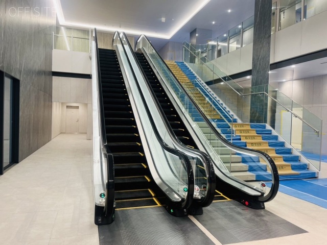 大宮サウスゲートフロント エントランス