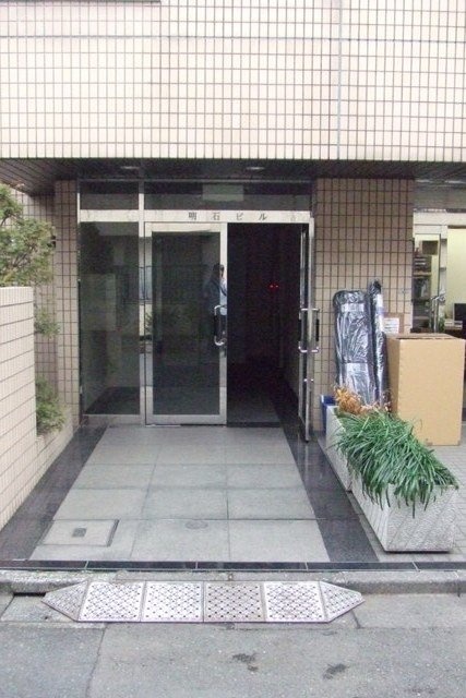 明石ビル 画像