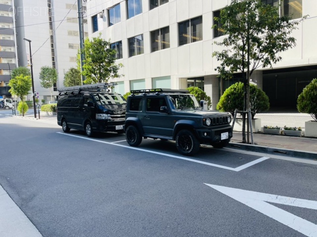 SHIMADA秋葉原ビル 前面に白枠駐車場