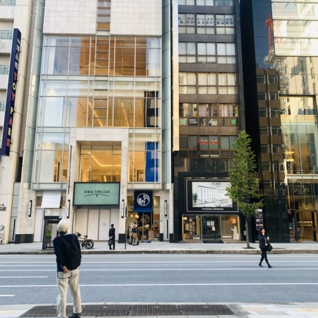 銀座リヨンビル ビル前面道路