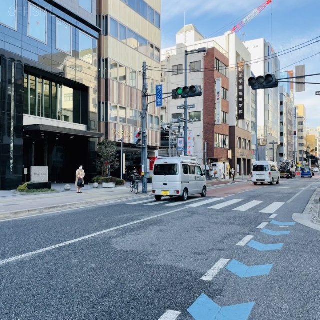 松亀センタービル 旧中山道