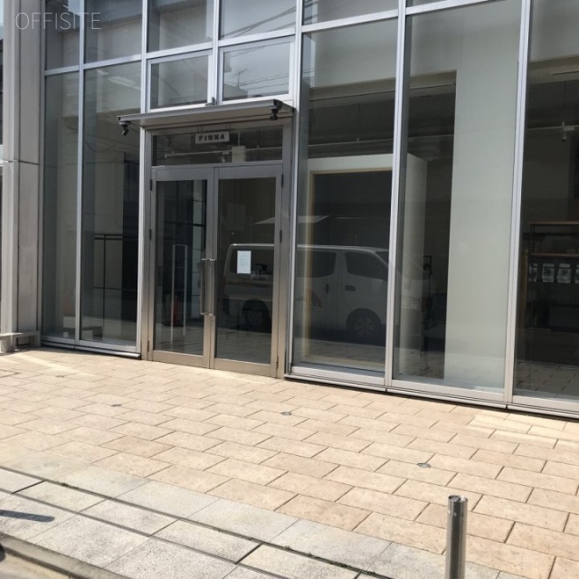 青山学院アスタジオ エントランス