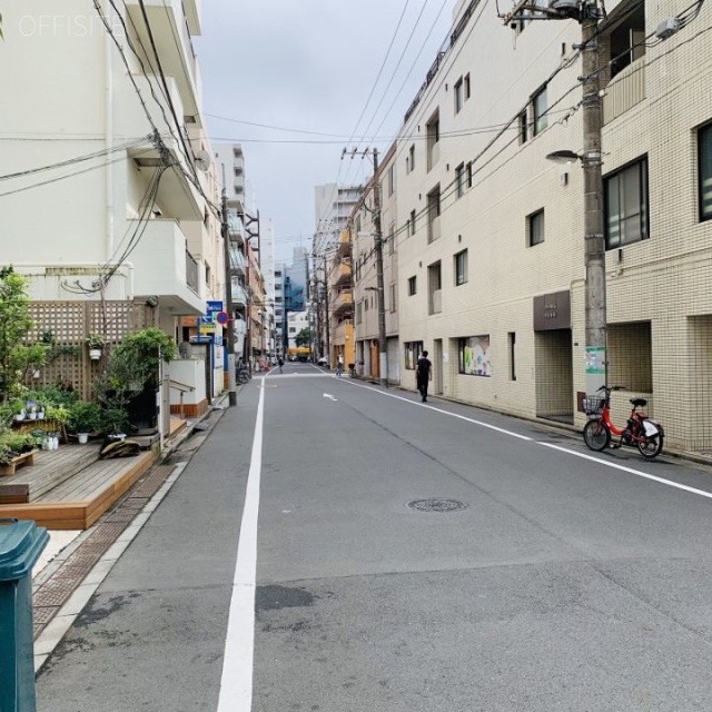 田辺コーポ ビル前面道路