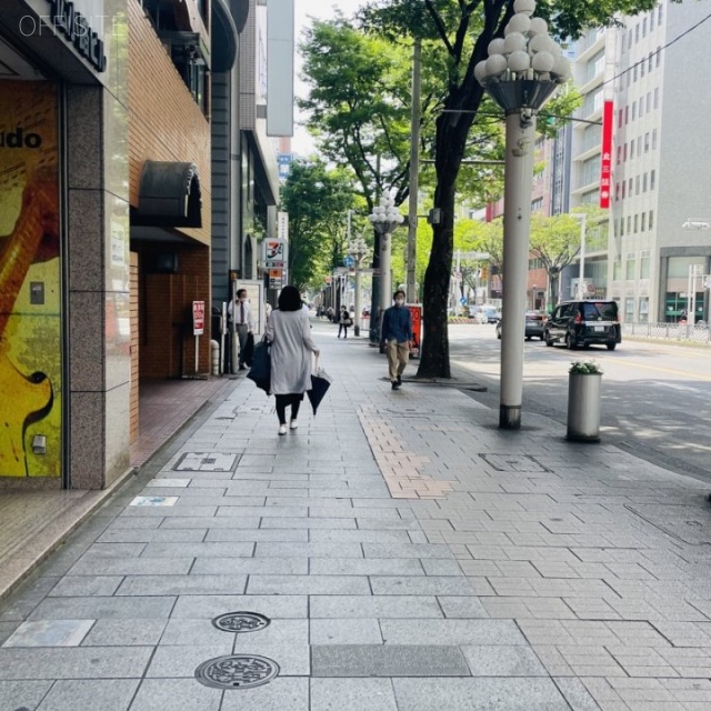 サンケリー広小路ビル 前面歩道