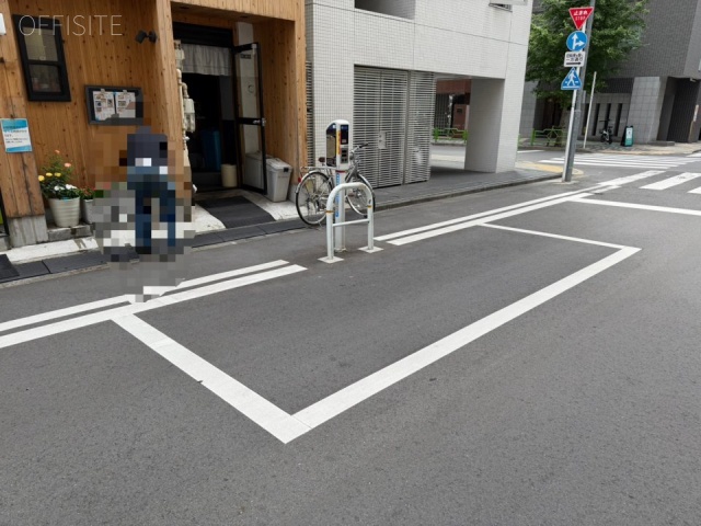 宮島ビル 付近の白枠駐車場